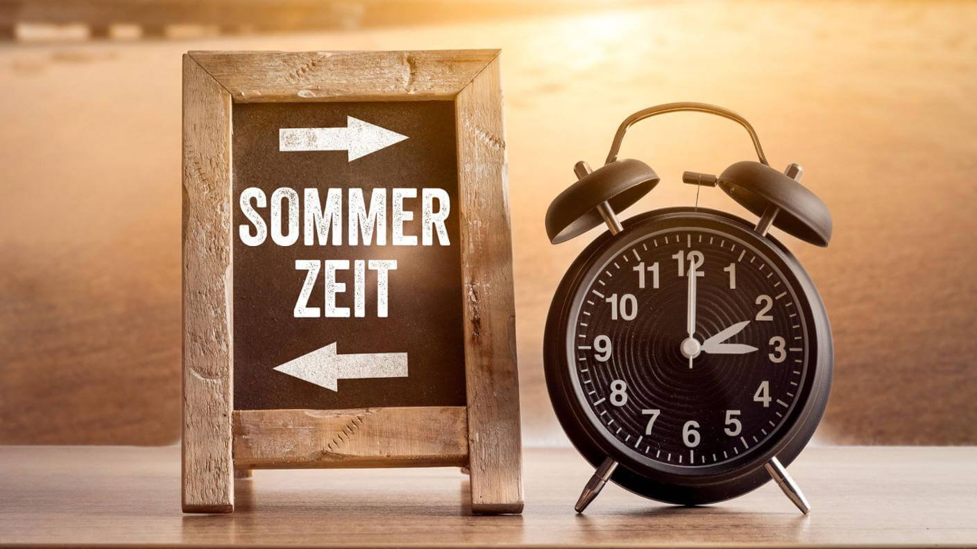 Zeitumstellung Sommerzeit Winterzeit: Alles zur Uhrumstellung, Geschichte, Auswirkungen und Zukunft